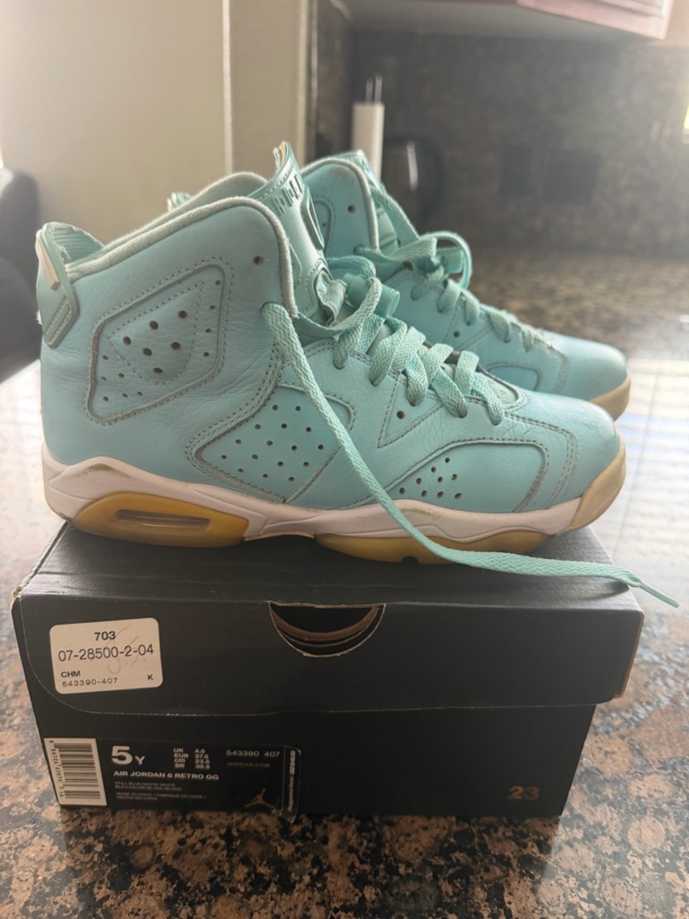 Jordan Kids' High-Top Sneakers in Mint Aqua with Gum Sole